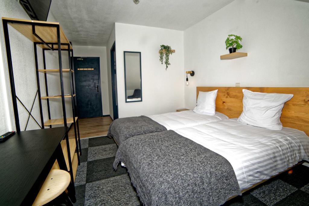 Chambre Double ou Lits Jumeaux, Vue Montagnes